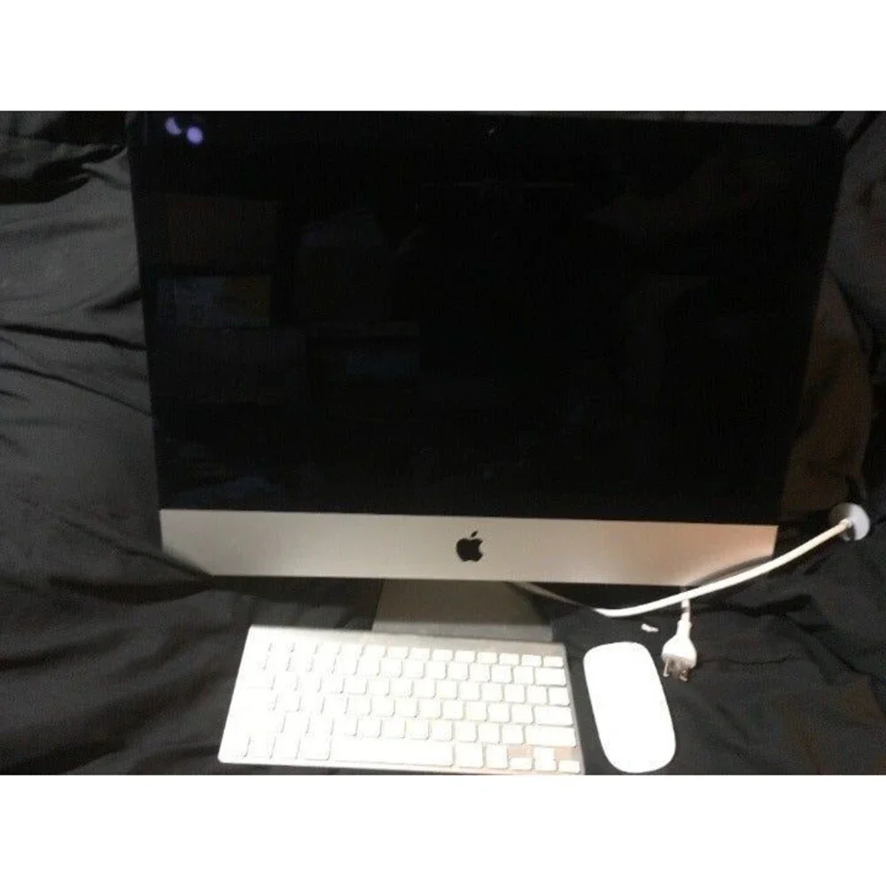 Apple 21.5 Inch All-In-One Imac Computer